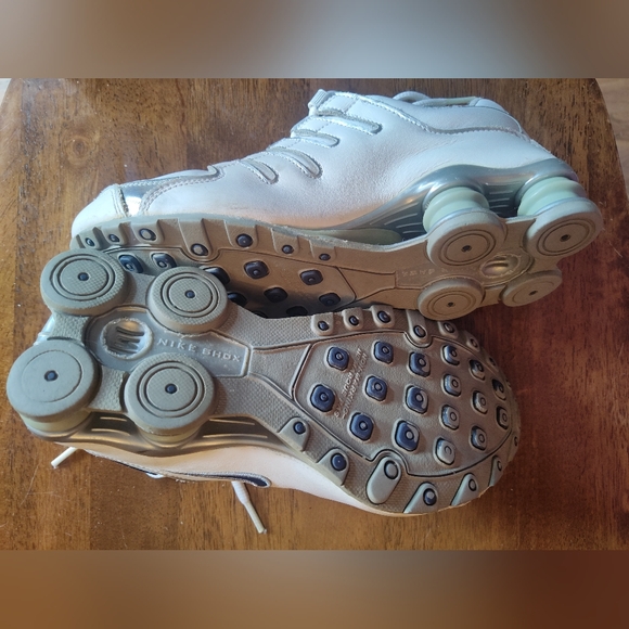 Vintage Nike Shox Sneakers Youth Size 4.5 (Women's 6) Rare Find 👟 - Picture 6 of 7
